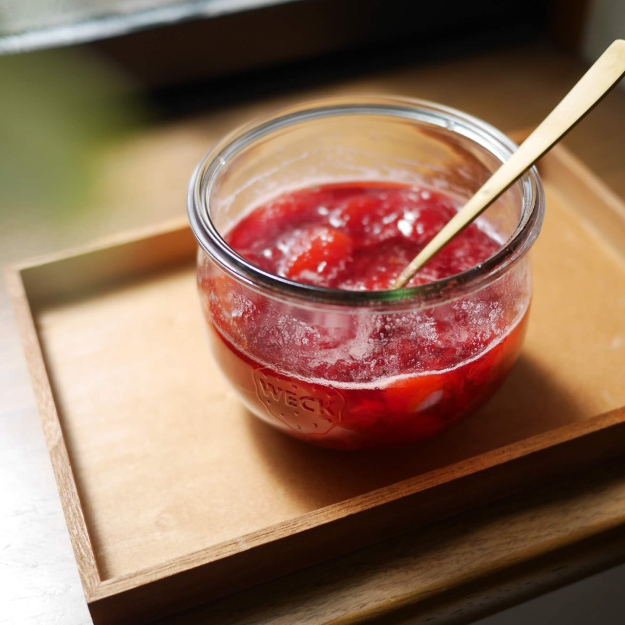 【LEEレシピ】旬のプラムでフルーツシロップソーダ LEE