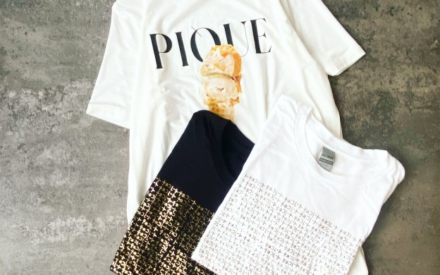 写真：gelato piqueCOOL クローゼットのレーヨンアイスロゴＴシャツ　チョコTシャツ　置き画　正面