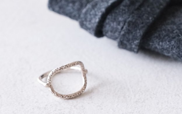 Humete Rectangle Ring