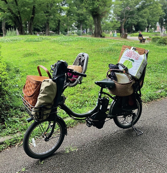 河野亜紀さんの自転車