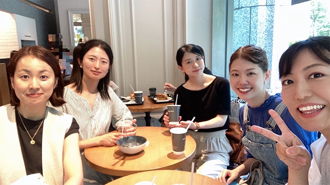 写真：100人隊デートのお茶風景