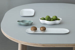 【イイホシ ユミコ】コラボ家具が素敵！暮らしを彩るテーブル・スツール・器が新登場