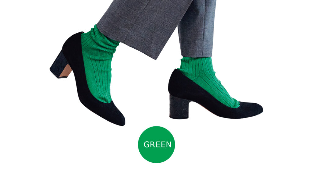 緑色　グリーンの太リブ靴下￥2750／マルコモンド