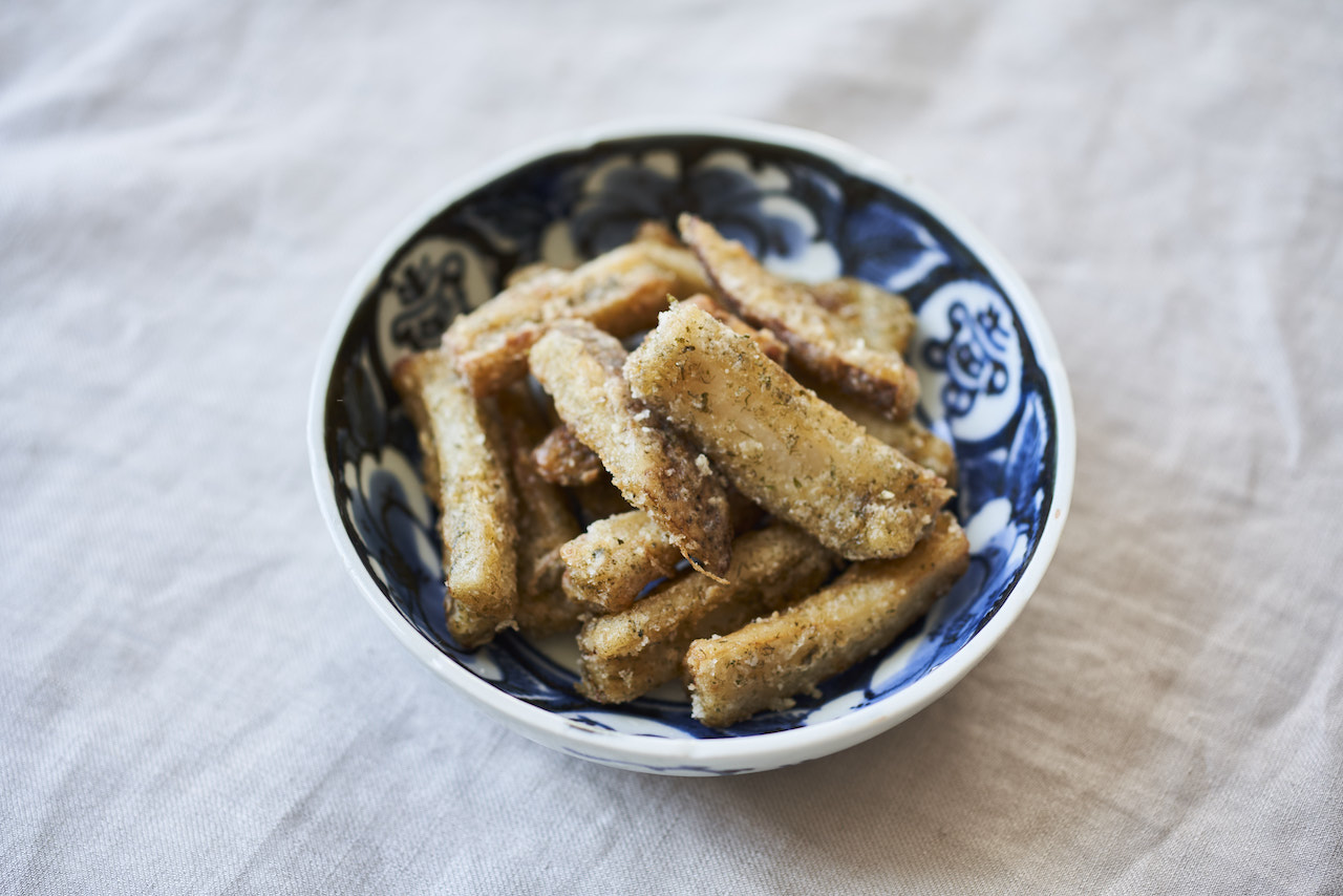 榎本美沙さん　れんこんの青のり唐揚げ