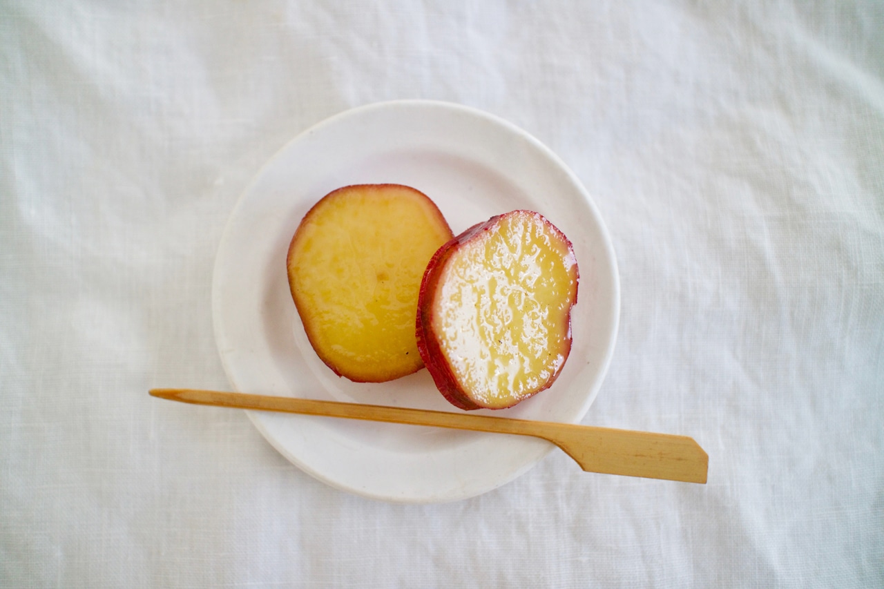 歩粉 磯谷仁美さんのレシピ　さつまいものレモン煮アップサイドダウンケーキ　煮詰めたさつまいも