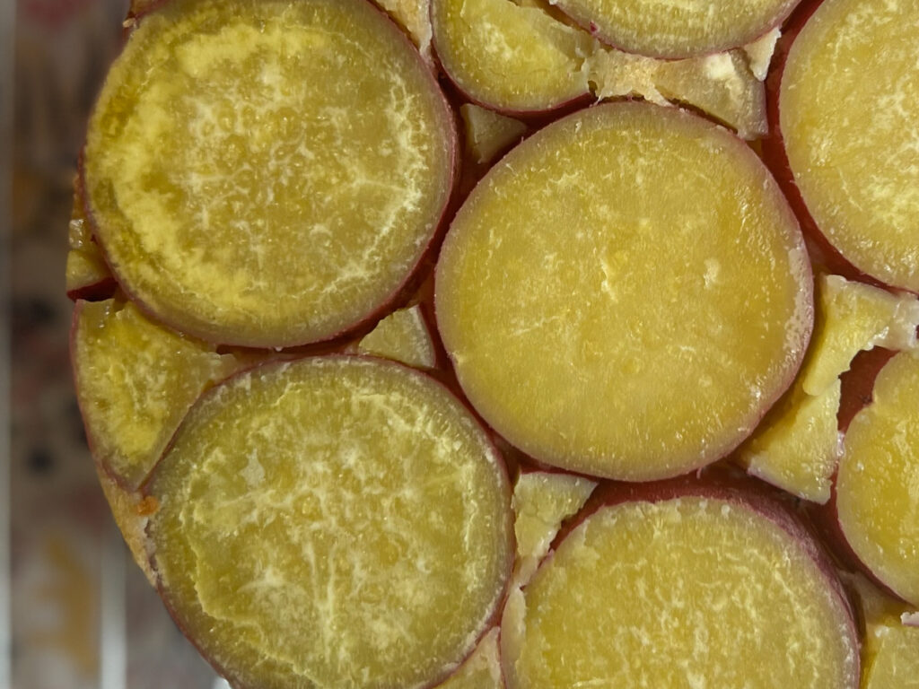 「さつまいものレモン煮アップサイドダウンケーキ」／「歩粉（ほこ）」磯谷仁美さんレシピ作りました001icoco