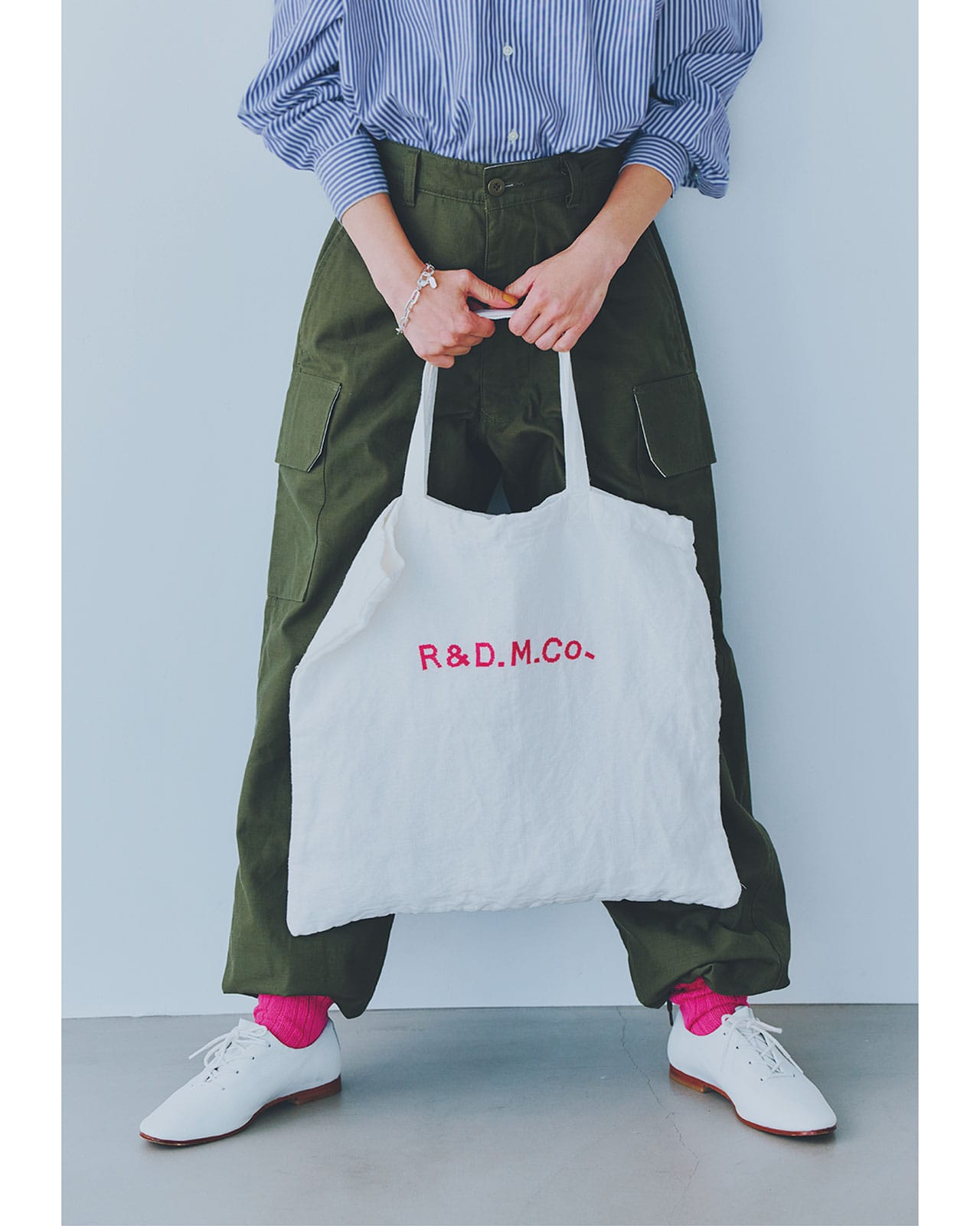 R＆D.M.Co-（アールアンドディーエムコー）　R＆D.M.Co- EMBROIDERY TOTE BAG