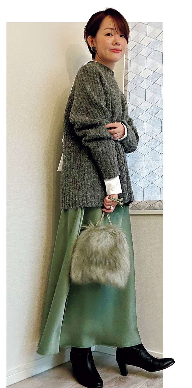 LEE100人隊／No.076 そのぴさん Knit：UNIQLO Blouse：UNTITLED Skirt：Fredy emue Bag：green label relaxing Shoes：NATURALIZER