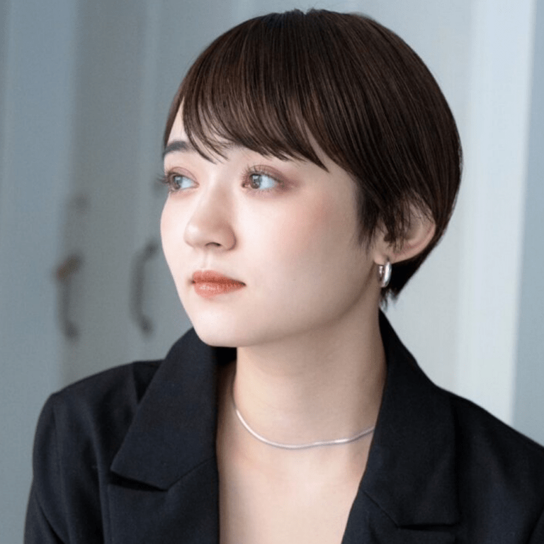 ３Ｄカットで知的なシルエットをつくる【大人の丸みショートボブ】　アザーカット01