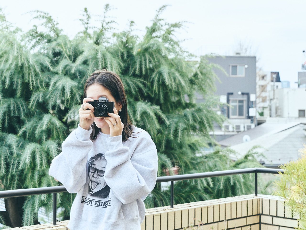 高橋美帆さんと「LUMIX G100D」