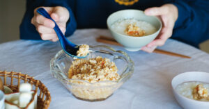 冷めてもしっとり！「トマト肉みそ」、やさしい味わい「ゆで汁を使った中華がゆ」レシピ／長谷川あかりさん