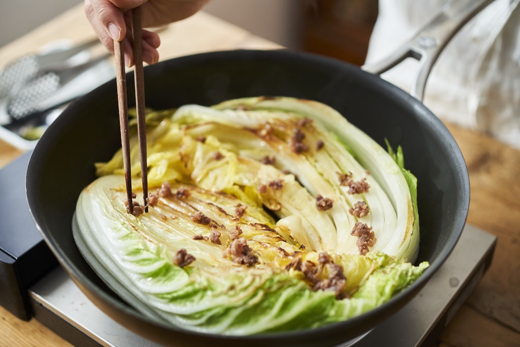 榎本美沙さん アンチョビ白菜ステーキ