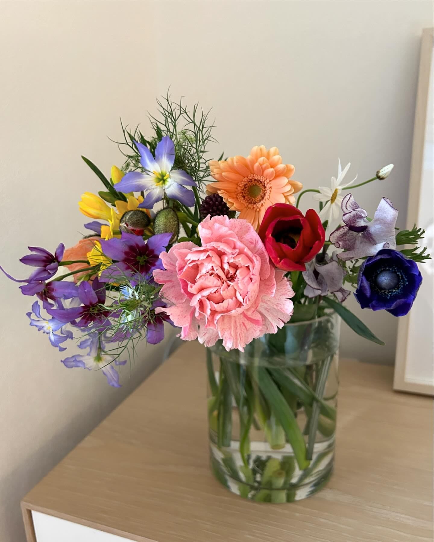 アプリのお花屋さん「FLOWER」で最近、お花をよく買っています【LEE編集部のお買い物】
