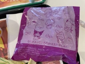 マクドナルド　McDonald　Sanrio　サンリオキャラクターズ　シナモンロール　ハローキティ　クロミ　マイメロディ　ぐでたま　ポムポムプリン　ポチャッコ　キキララ　リトルツインスターズ　LEE100人隊　TB　はな　ハッピーセット　今日のお買い物