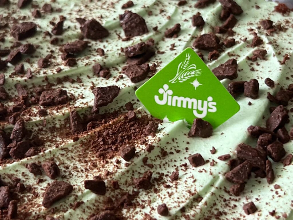 【沖縄】Jimmy's（ジミーズ）の期間限定チョコミントケーキを食べて梅雨のじめじめ吹き飛ばしちゃおう 001icoco