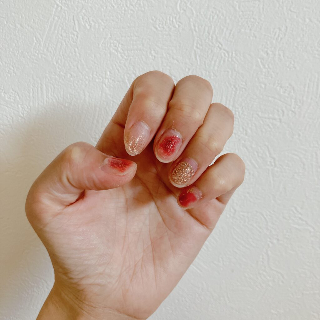 ネイルシール　100均一　セルフネイル