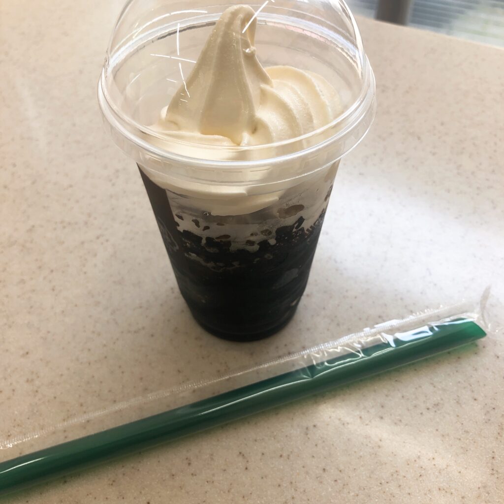 ミニストップ　ほろにがコーヒーゼリーソフト