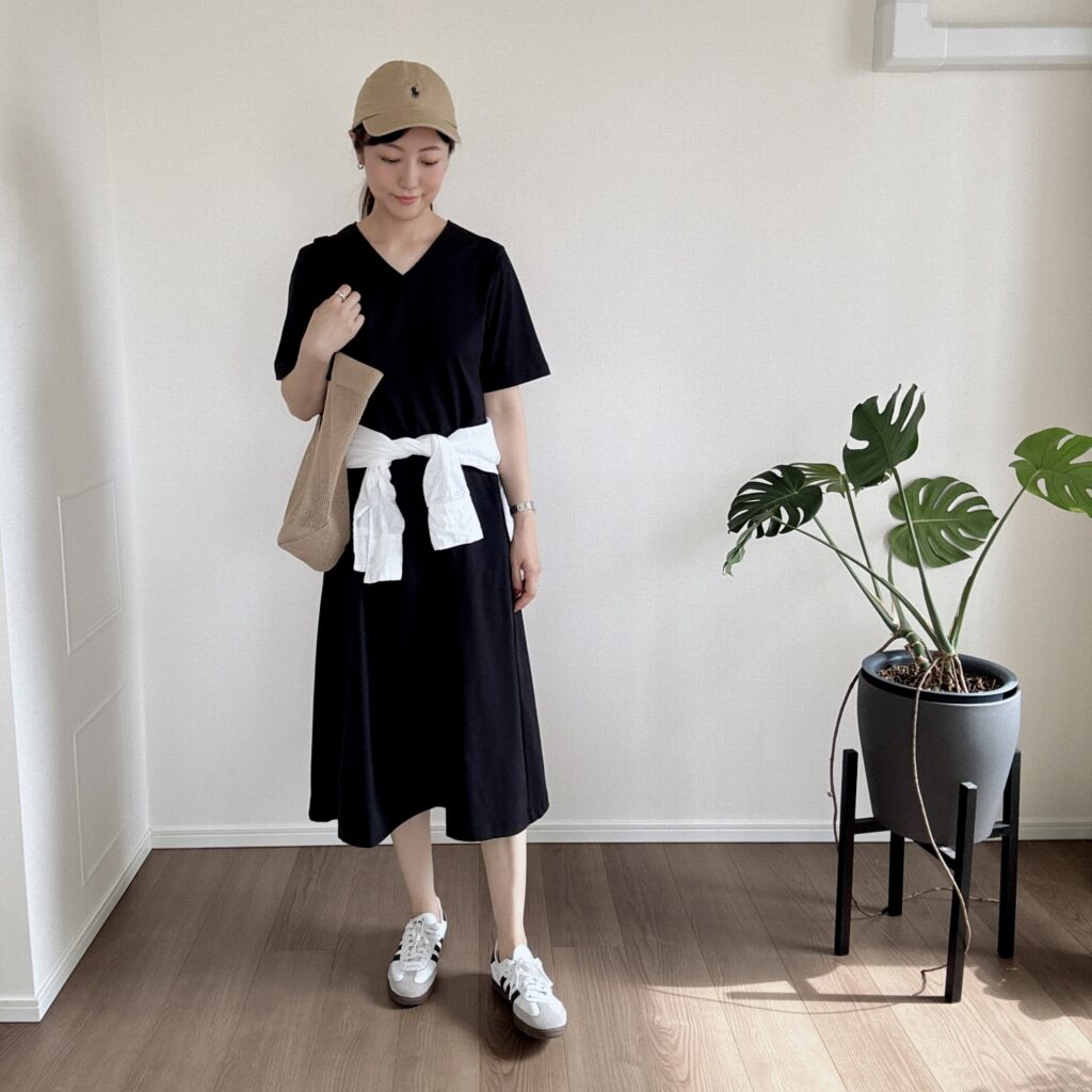 ユニクロ　ウルトラストレッチエアリズムワンピース