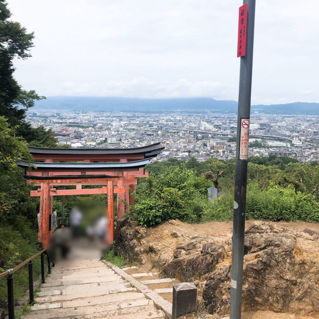 伏見稲荷大社　千本鳥居　京都