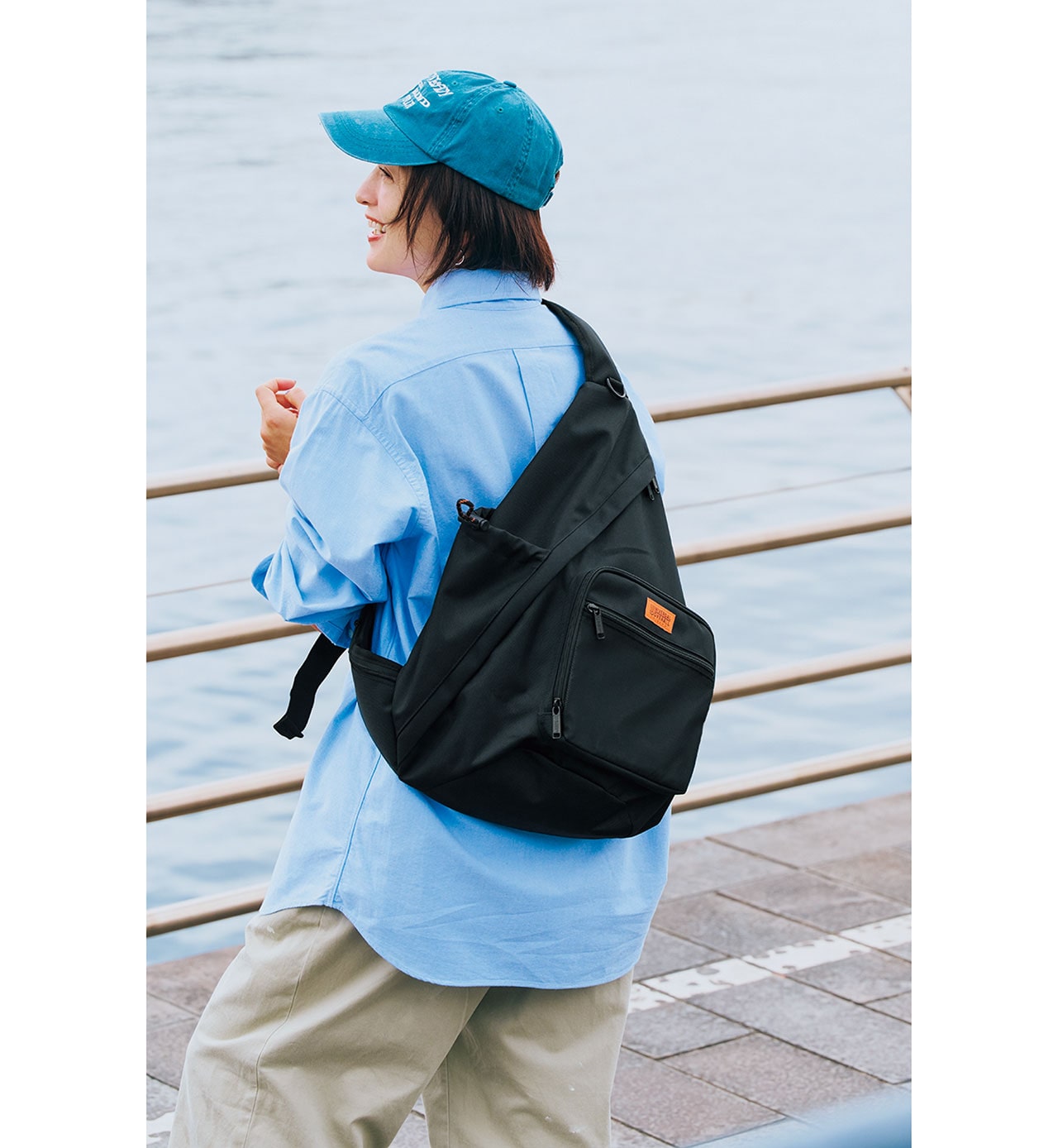 UNIVERSAL OVERALL（ユニバーサル オーバーオール）　ONE SHOULDER BODY WARA BAG