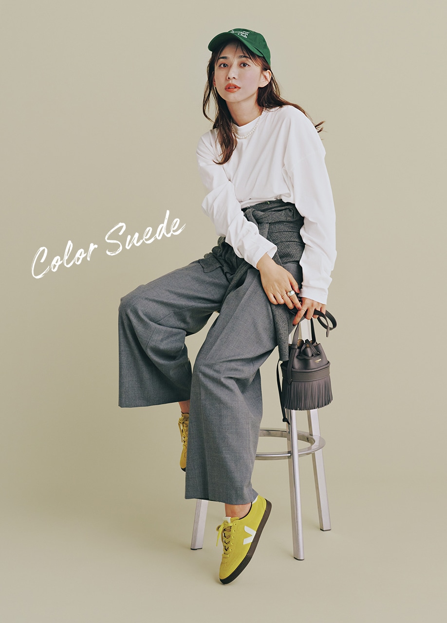 Color Suede　優木まおみさん　靴￥27500／シードコーポレーション（ヴェジャ）　