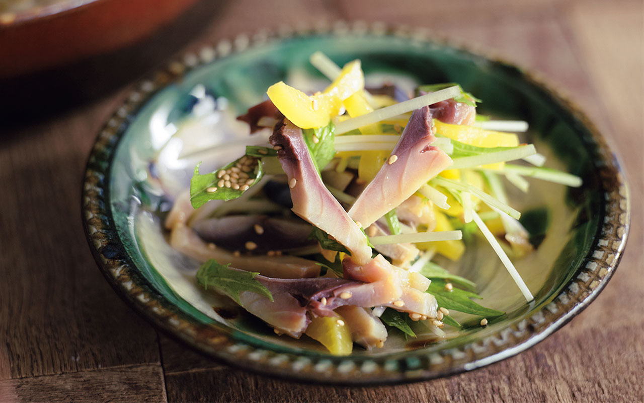 しめサバと水菜、たくあんのサラダ