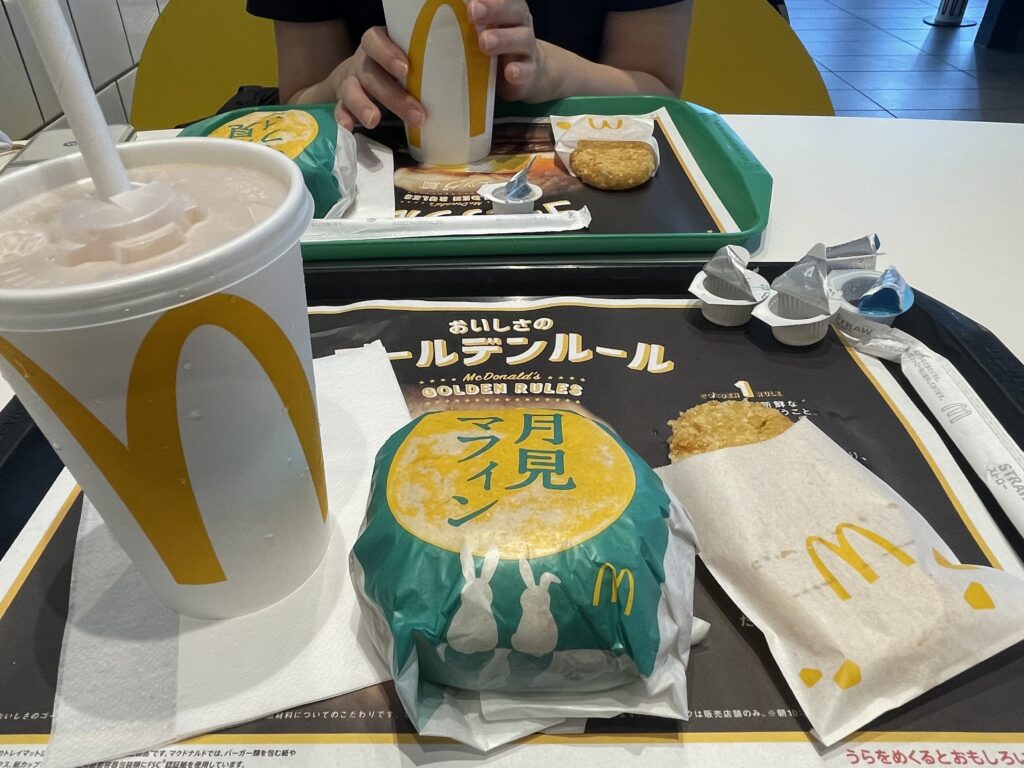 月見マフィン　マクドナルド　McDonald　2024年9月　LEE100人隊　TB　はな　朝マック　モーニング　お月見　中秋の名月2024　おでかけ　おでかけ部