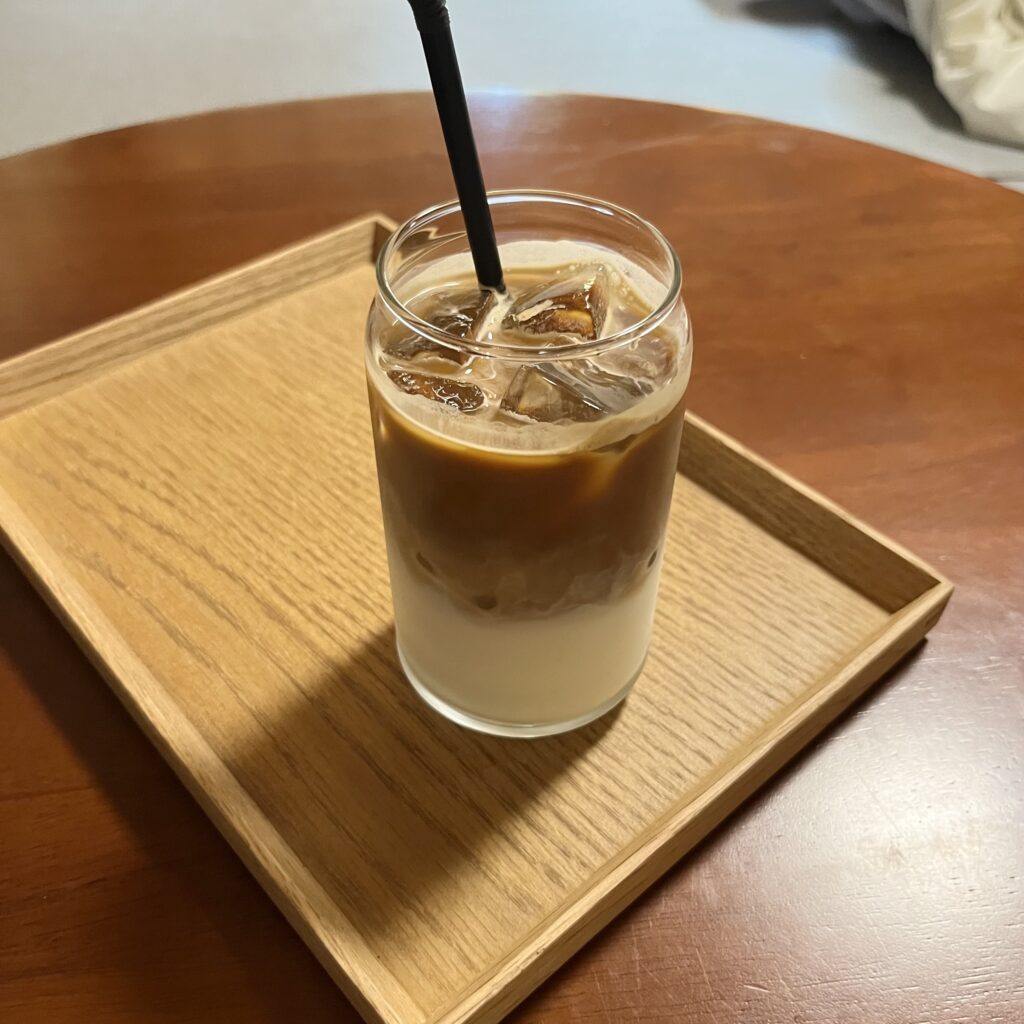 「Coffee Base NASHINOKI」（コーヒーベース なしのき）