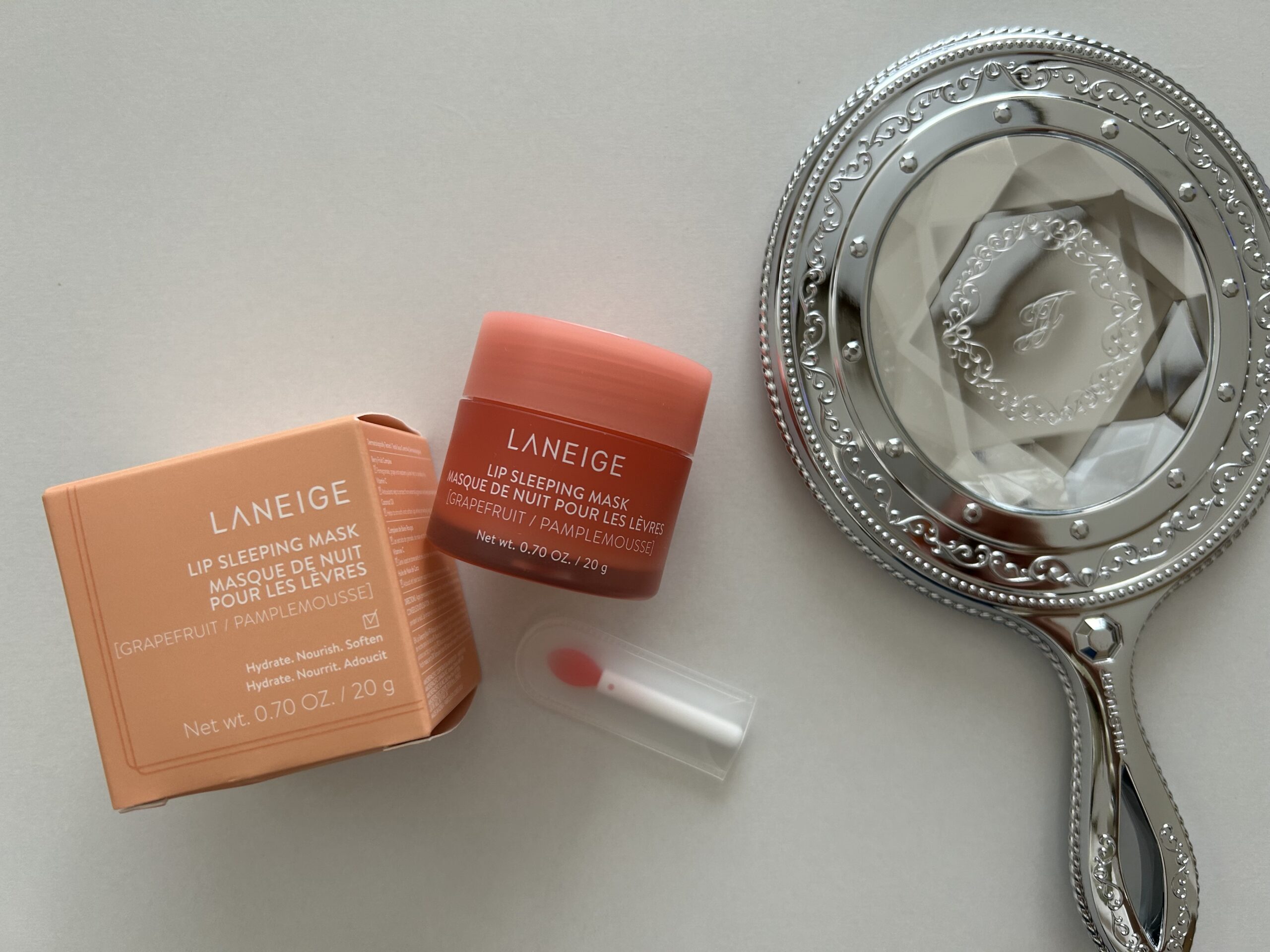 写真　翌朝はぷるぷるの唇に！「LANEIGE（ラネージュ）」リップスリーピングマスク / グレープフルーツ。