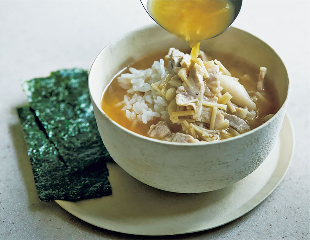 ごはんや麺にかけて…味しみ“ねこまんま”推奨！