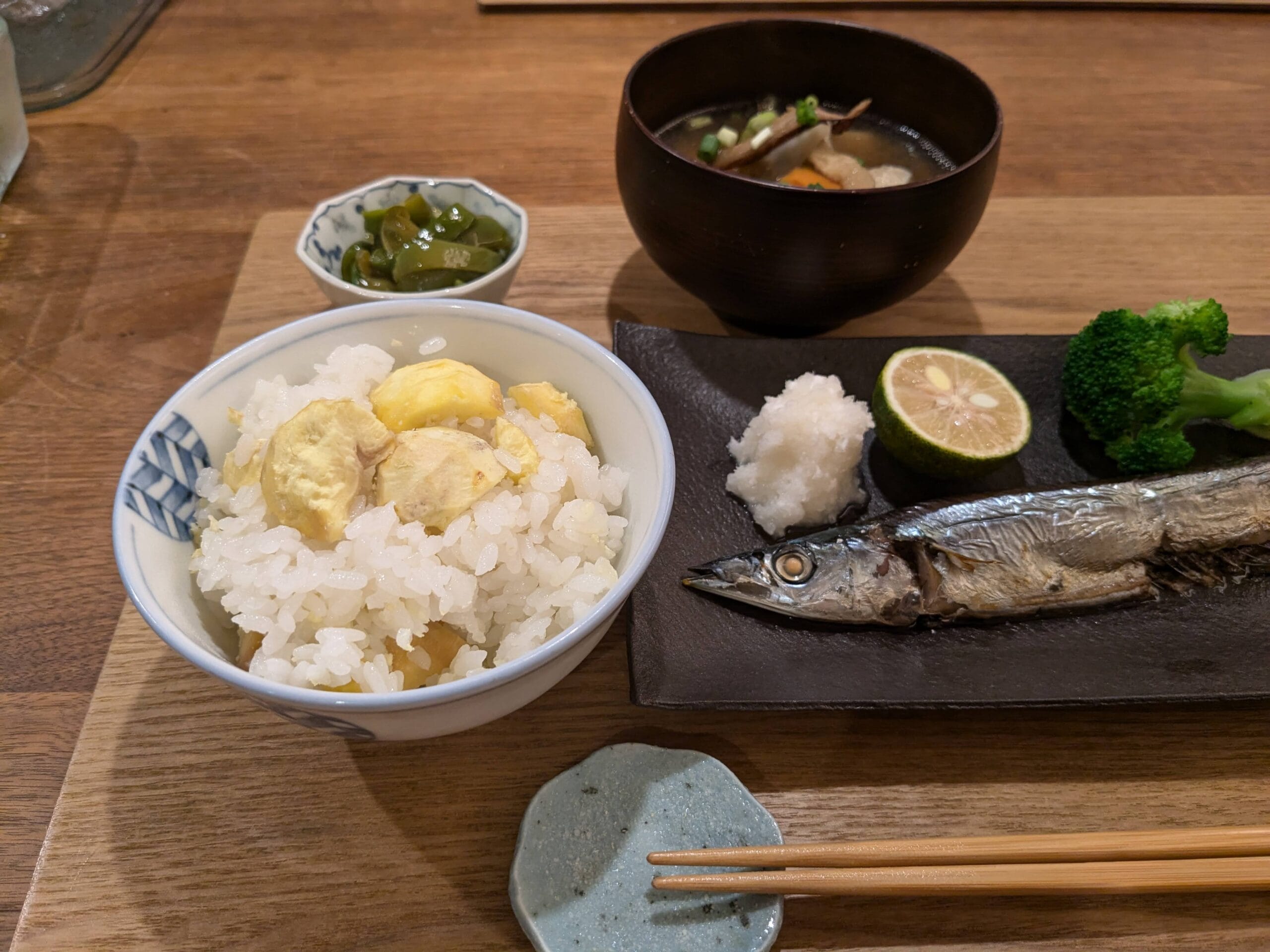 写真：栗ご飯とさんま