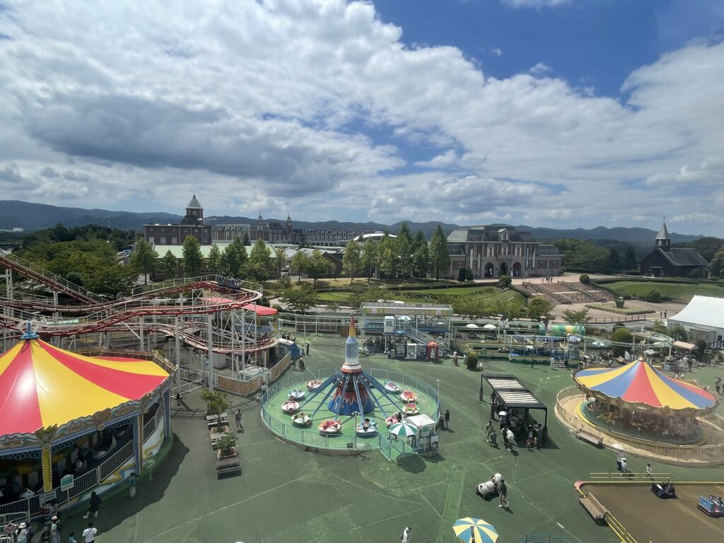 遊園地おとぎの国　テーマパーク　ホテルフルーツフラワー　フルーツフラワーパーク　道の駅　神戸フルーツ・フラワーパーク大沢　おおぞう　　入園料駐車料無料　三田　神戸市北区大沢町　神戸のガーデンリゾート　LEE100人隊　TB　はな　おでかけ　おでかけ部