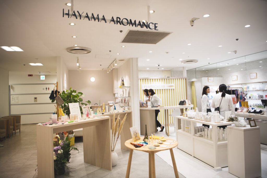 そごう横浜店4階　ウェルビーライフ　Hayama Aromance（ハヤマアロマンス）