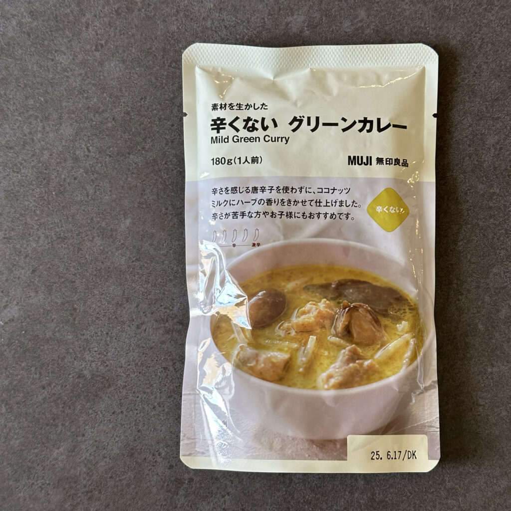 無印良品の辛くないグリーンカレー