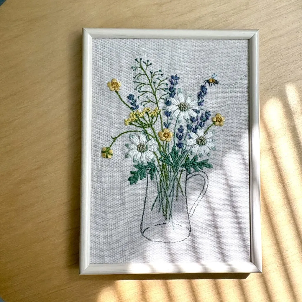 ガーデンブーケの刺繍　完成品３