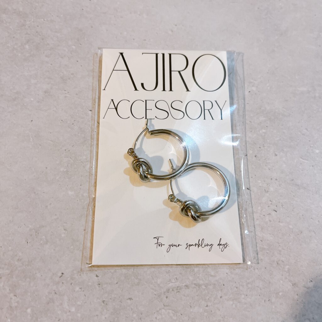 【新品未使用】APROSIO & CO ピアス 2点セット 巾着付き 新品未使用】APROSIO & CO ピアス 2点セット 巾着付き
