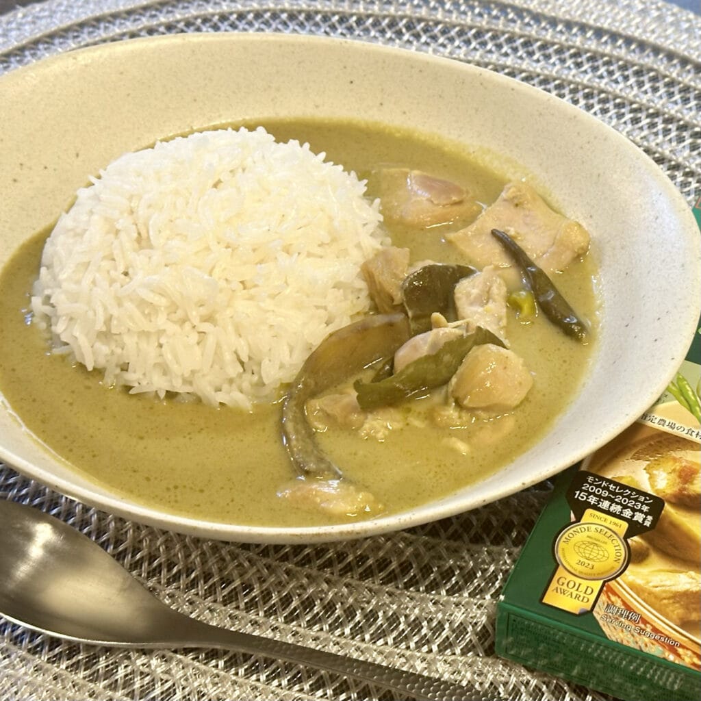 ヤマモリのタイカレー グリーン