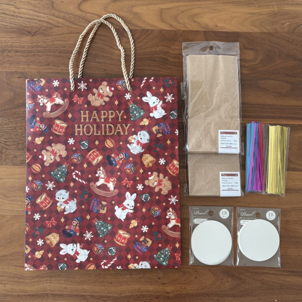 100均材料で作った手作りのアドベントカレンダー2024