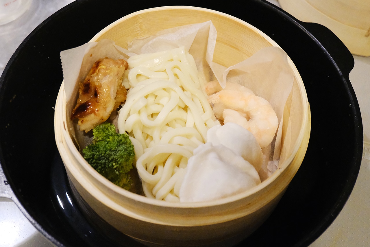 【調理】冷凍うどん、そのまま入れて