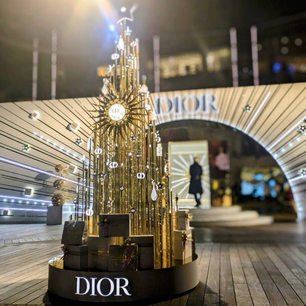 ディオール
DIOR
六本木ヒルズ