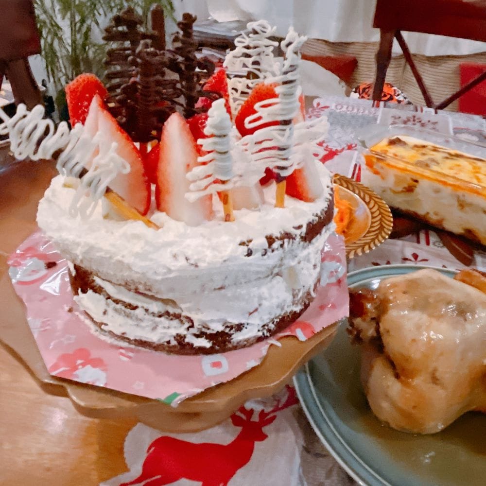 クリスマスケーキ　子ども