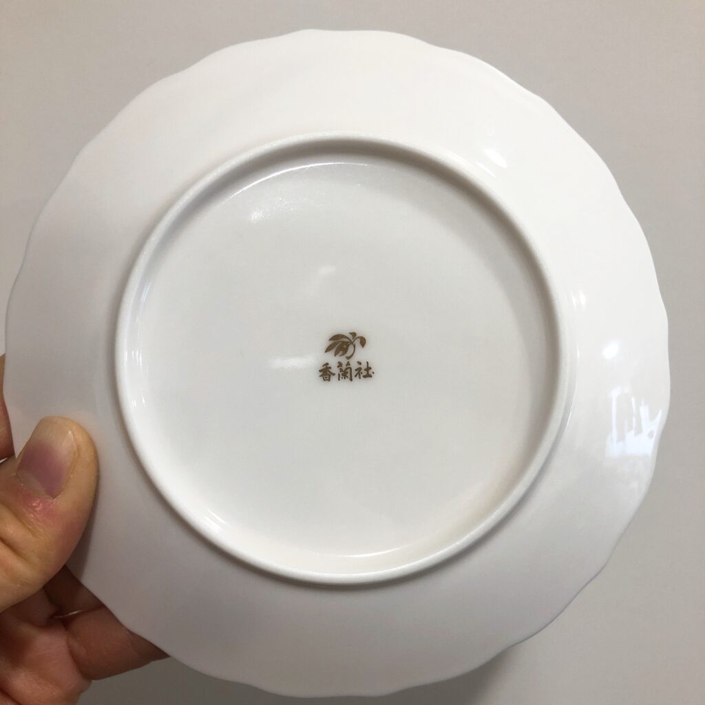 royal albert lilac lane ロイヤルアルバート　ライラックレーン　香蘭社　有田焼　イギリス　古　食器　実家　いただきもの　北一硝子