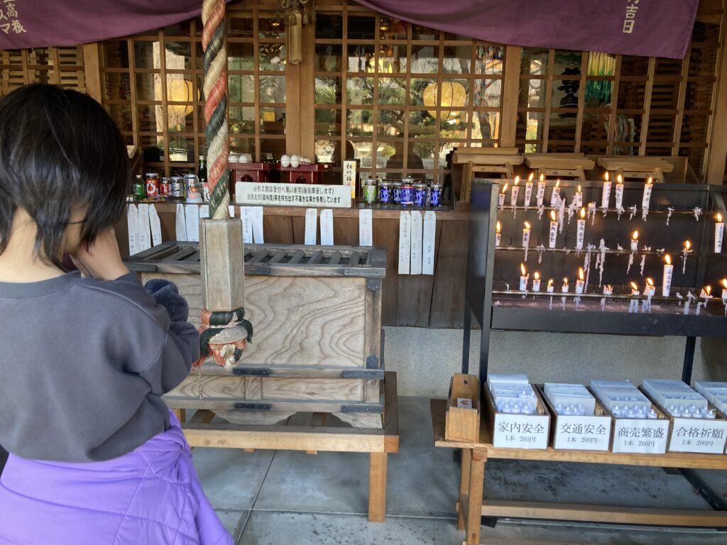 初詣　娘　お参り