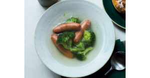 「ブロッコリーとソーセージのとろみポトフ」レシピ／有賀 薫さん