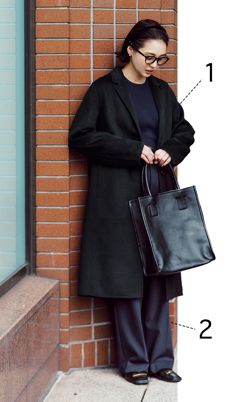 ライター高橋夏果さん　コート￥9990・パンツ￥3990／ユニクロ　カチューシャ￥6050／フーブス（イリスフォーセブン）