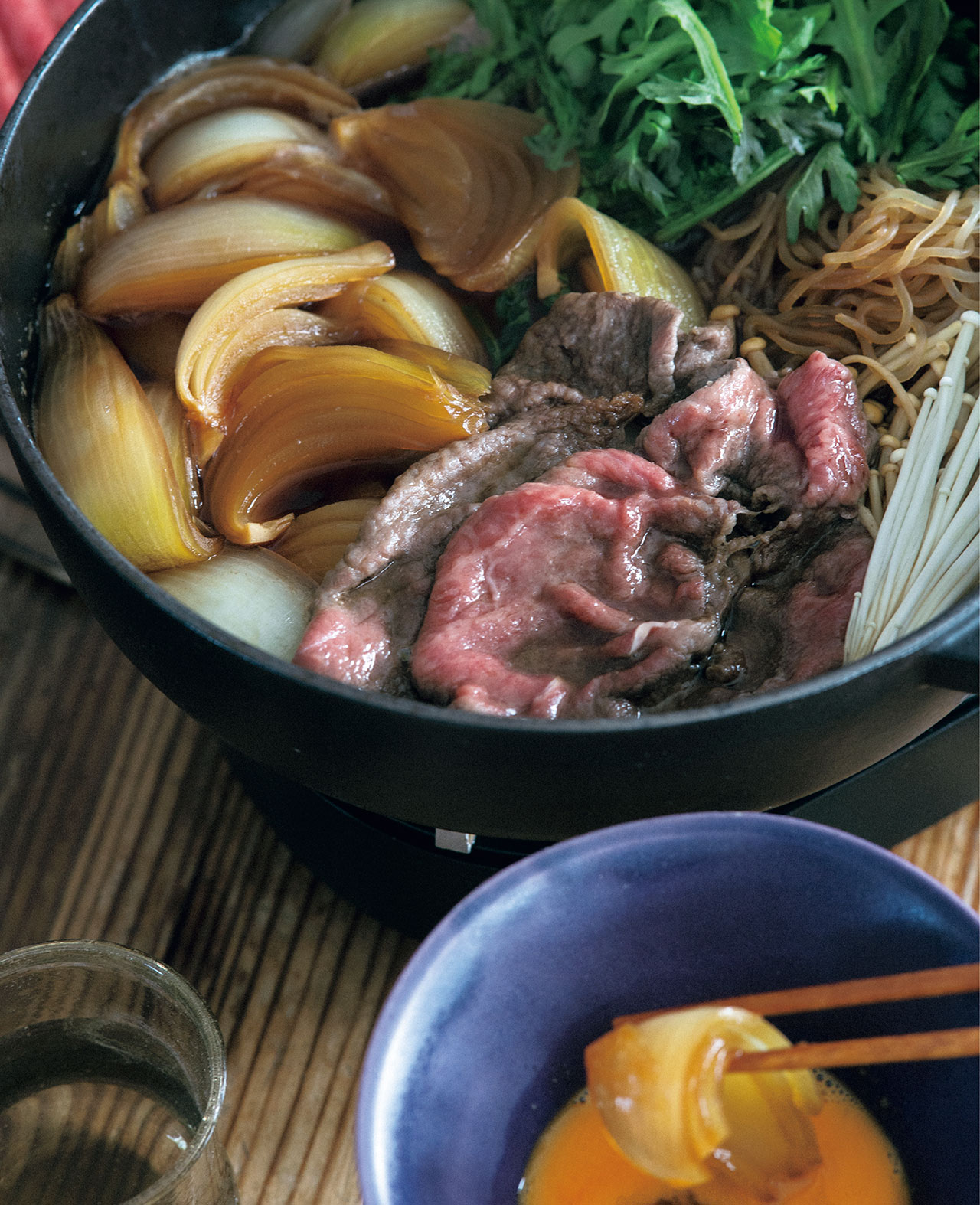 子どもも大好き！煮汁がしみたとろとろの玉ねぎが主役「玉ねぎのすき焼き」レシピ／古谷有美さん