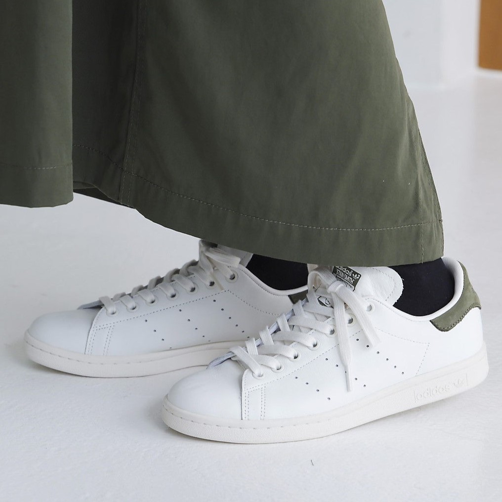 adidas Originals
STAN SMITH
￥16,500 ￥13,200（税込）（20％OFF）メーカー品番 IH8040