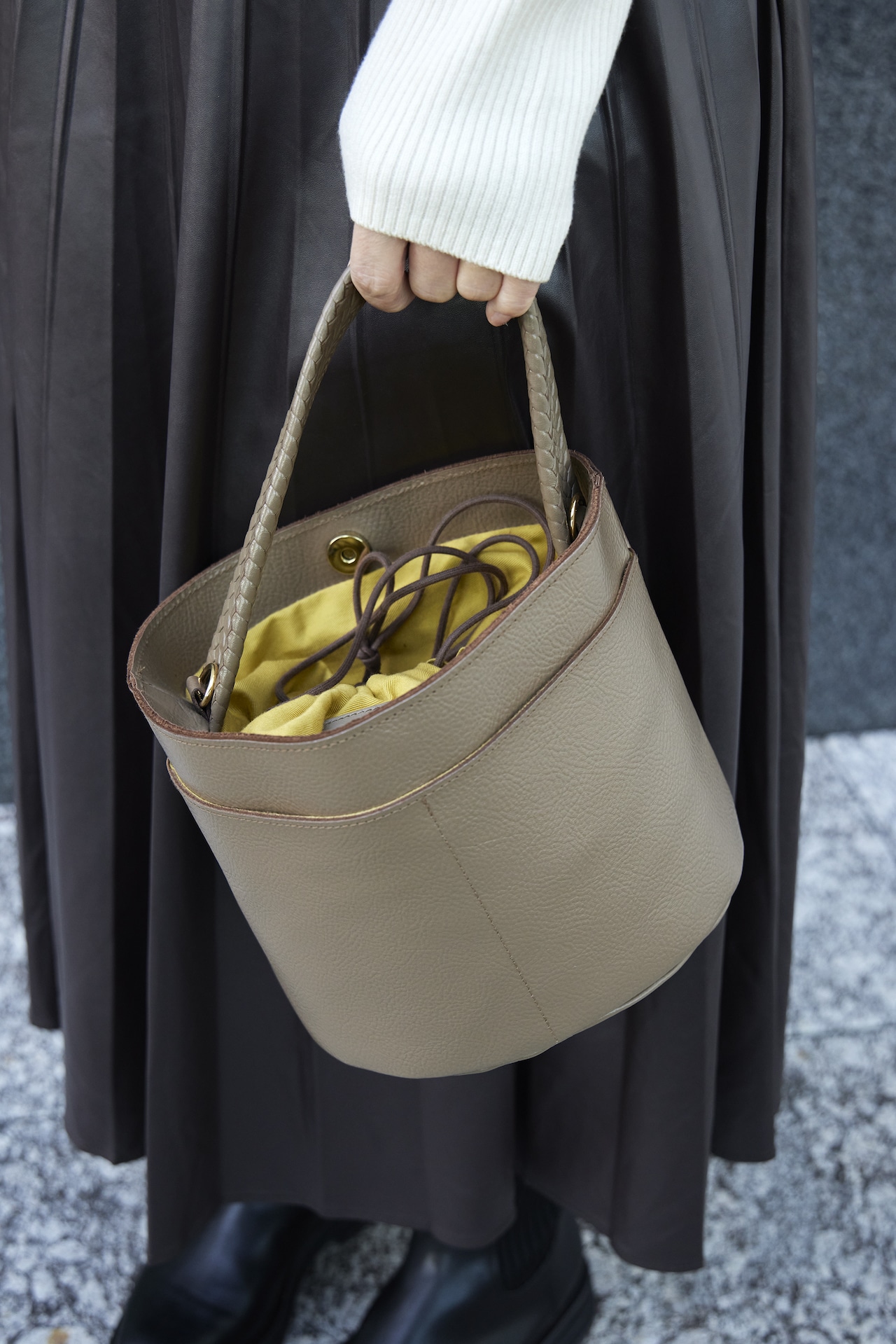 アワホームのバッグ