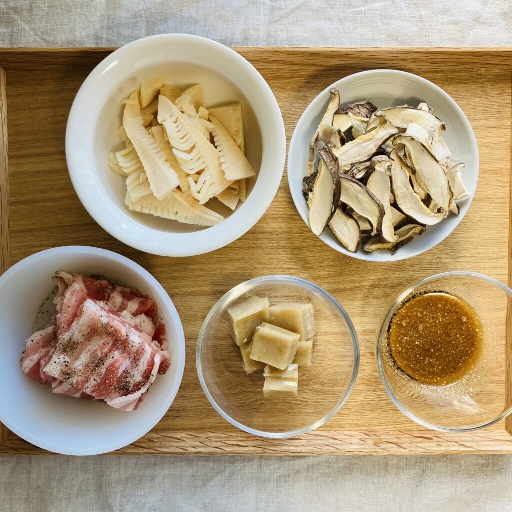 【ぐっち夫妻】豚バラとしいたけの中華おこわ風ををつくってみました！