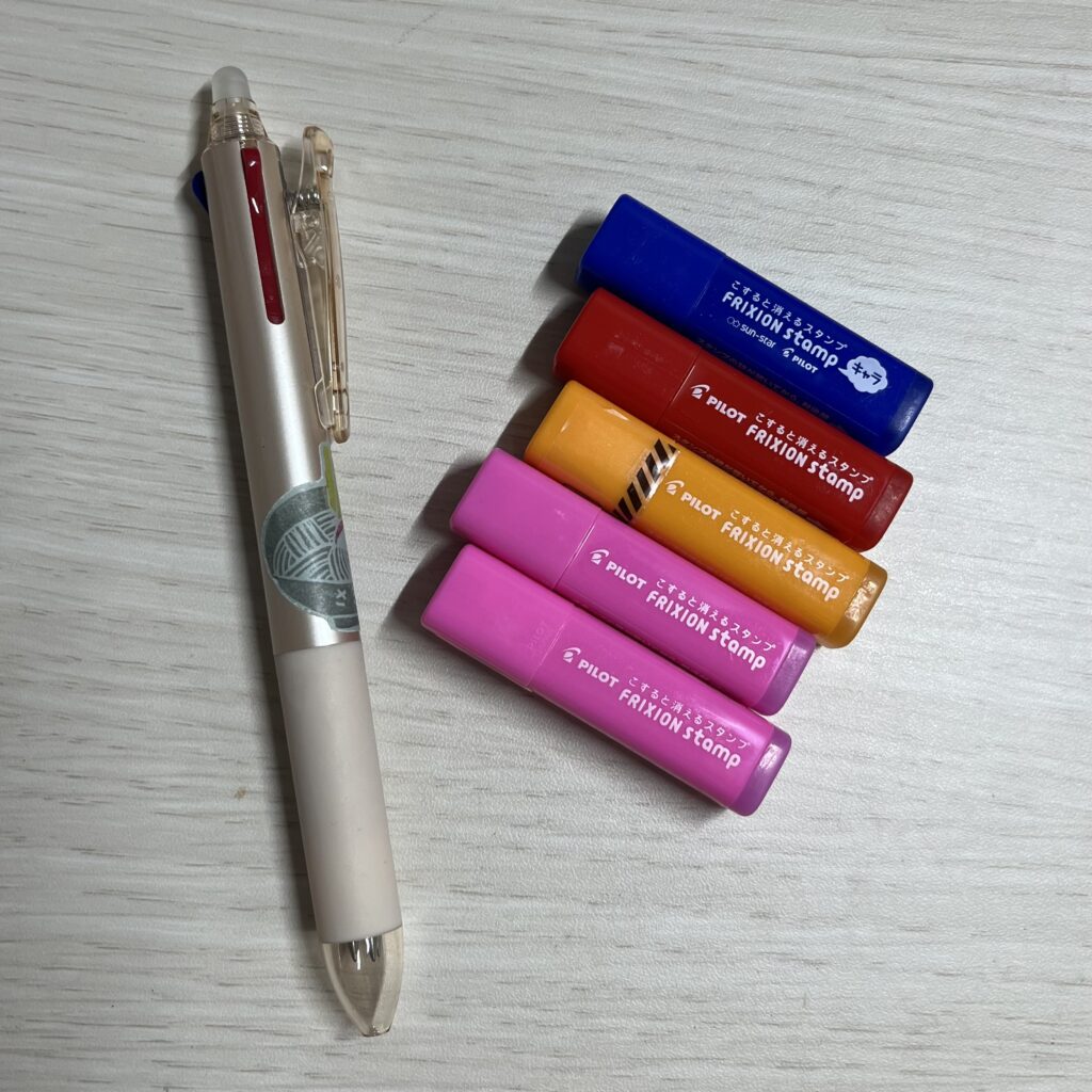 フリクション　ボールペン　文具